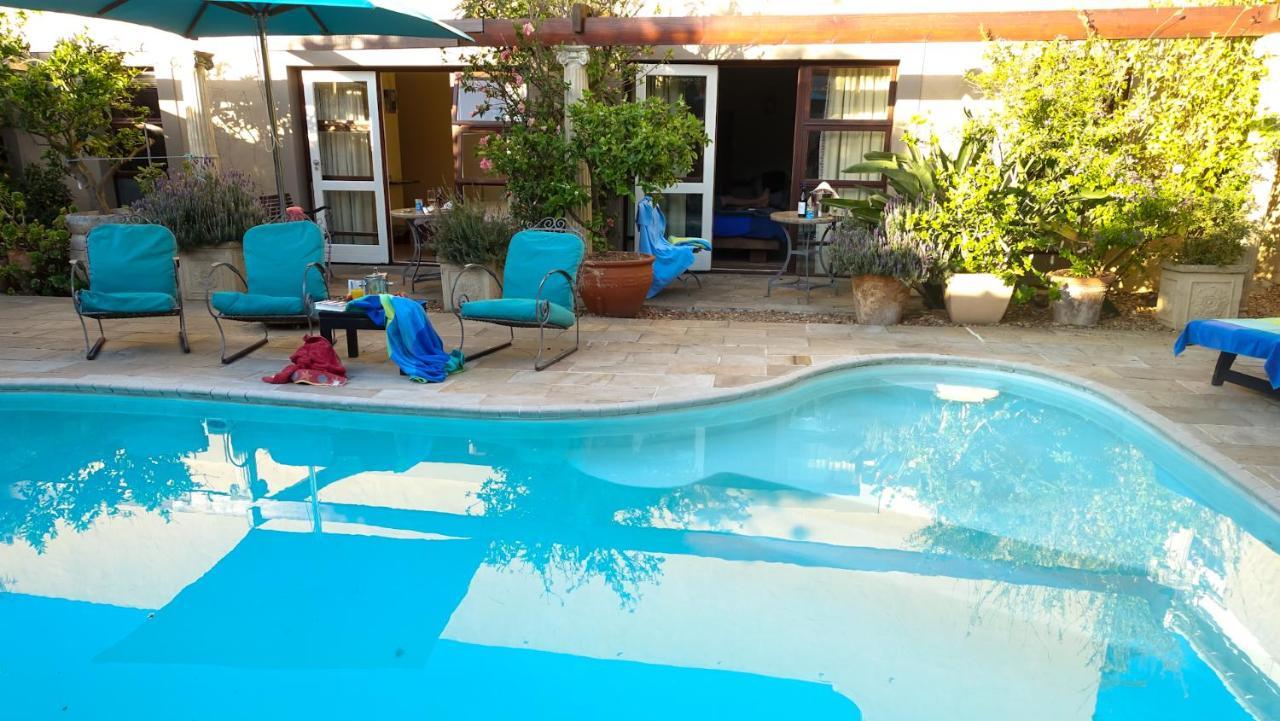 Rosedene Lodge - 24H Solar With Pool And Garden เคปทาวน์ ภายนอก รูปภาพ